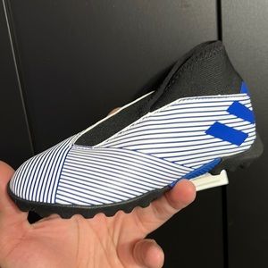 Adidas  Nemeziz Soccer shoes size 11.5 Kids